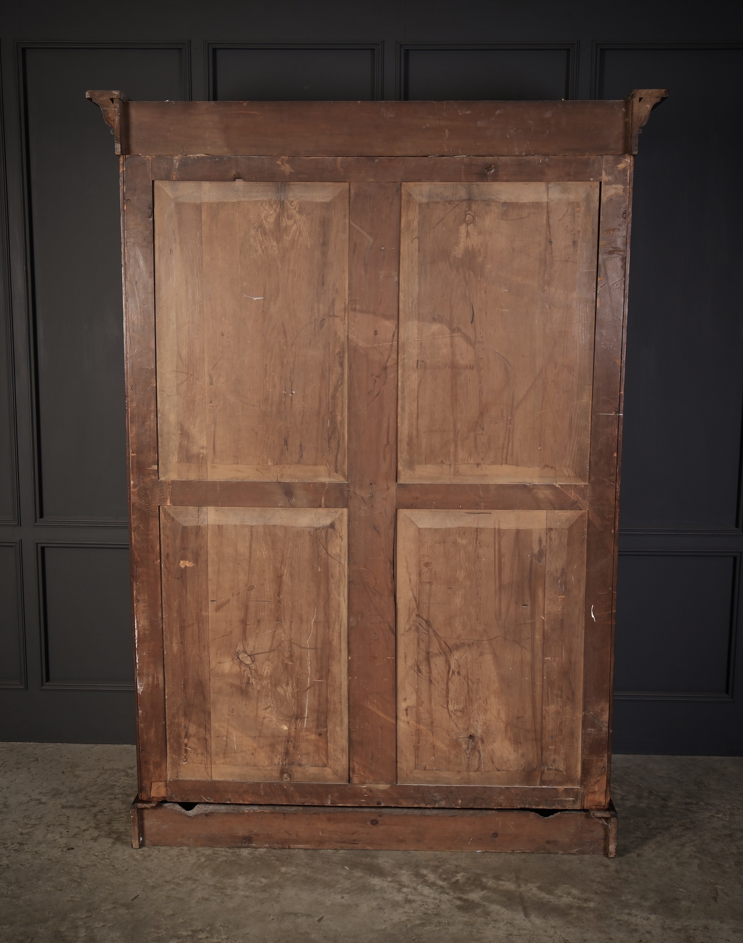 Victorian Mahogany Double Wardrobe antique wardrobes Antique Furniture 14